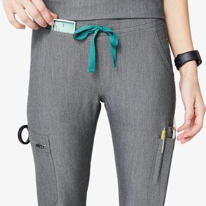NEW - FIGS Graphite Yola Skinny Scrub Pants
